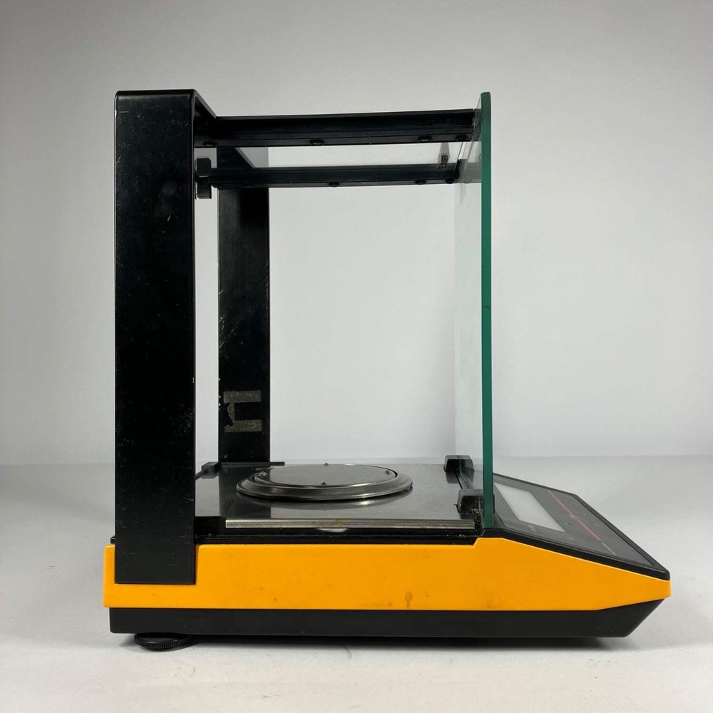 Sartorius Basic Analytical balance Scale B120S