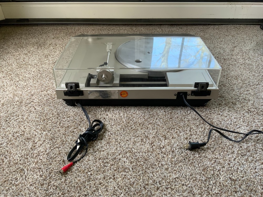 Phase Linear Model 8000 Linear Motor Turntable Series 2 - Untested - Powers On!