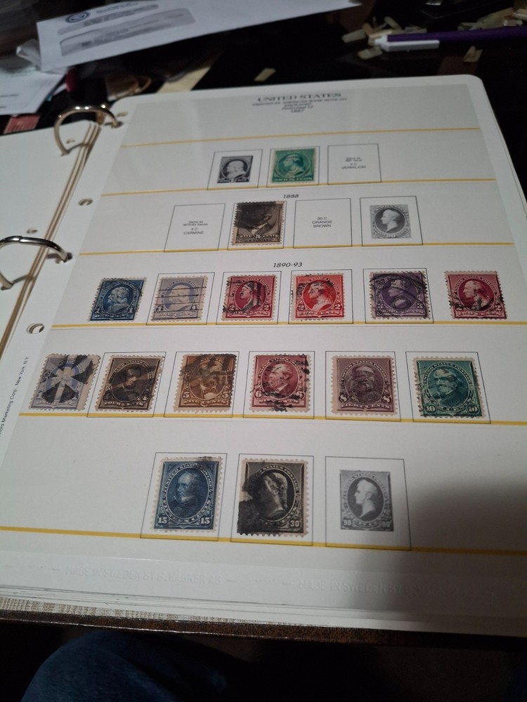 Hagner Hingeless Album for US Stamps to Scott 992