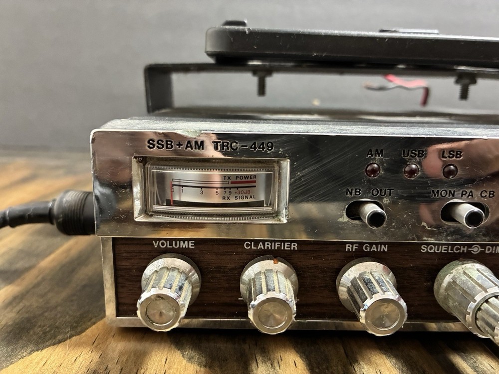 Realistic TRC-449 CB Radio Untested