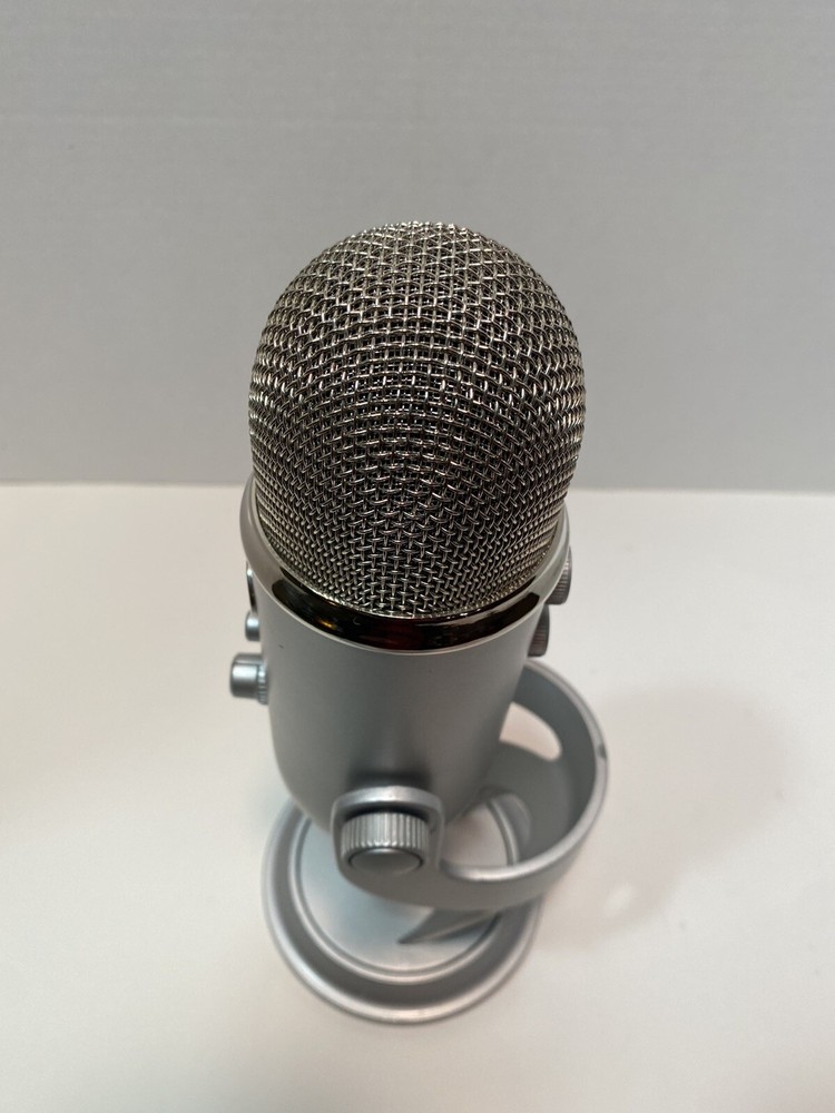Blue Yeti USB Microphone [ Pre - Owned ] Tested and Working