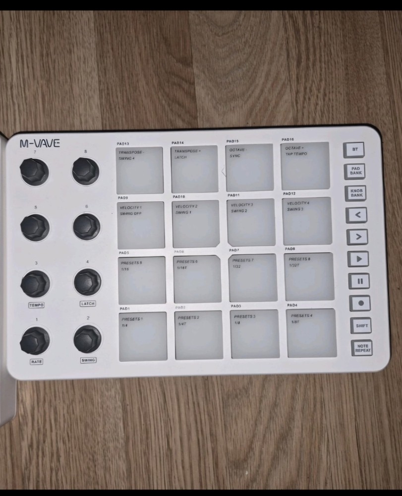 M-VAVE SMC-PAD LaunchPad  USB-C and portable design Wireless MIDI Controller