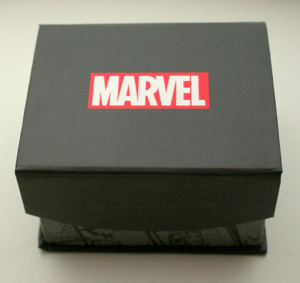 Marvel Comics Classic Iron Man Standing Cufflinks New Gift Box