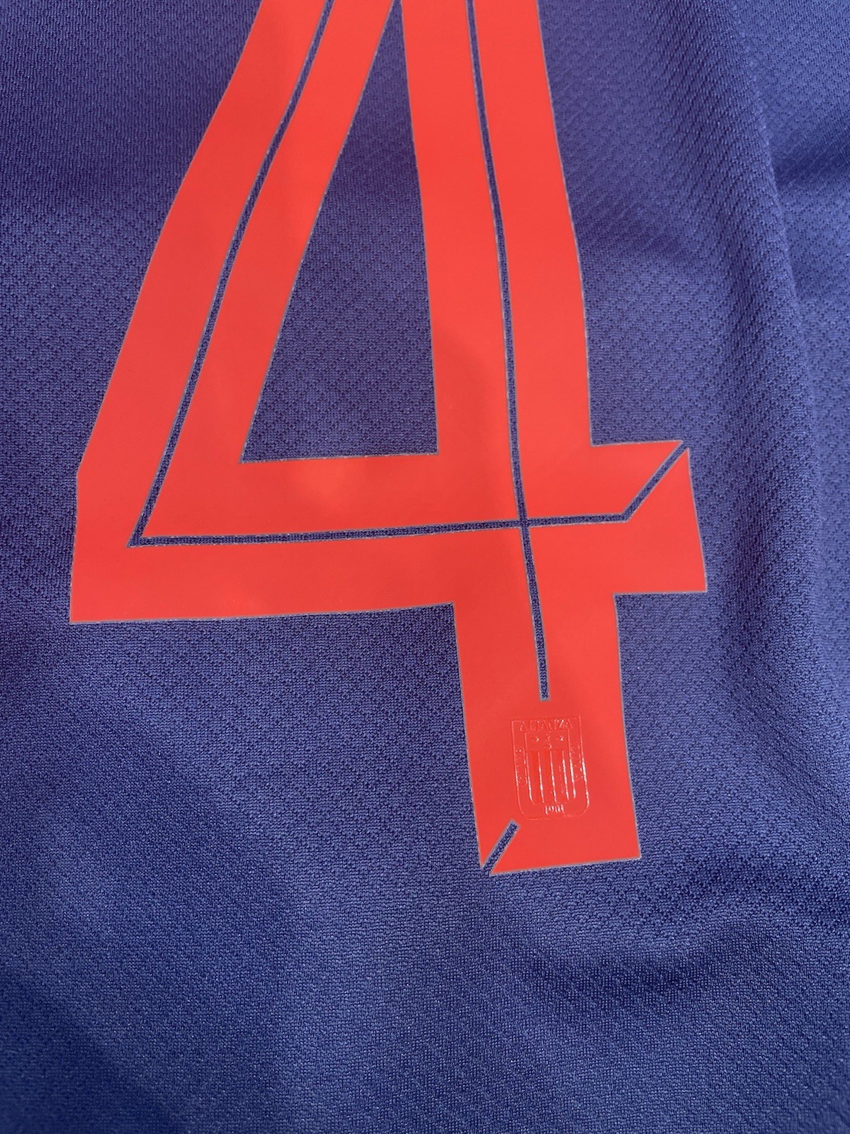 Jersey Camiseta Alianza Lima 125 AÑOS Nike Peru - L # 34 GUERRERO