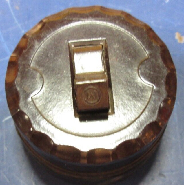 Vintage, Monowatt UL, Surface Mount, Round, Toggle Switch