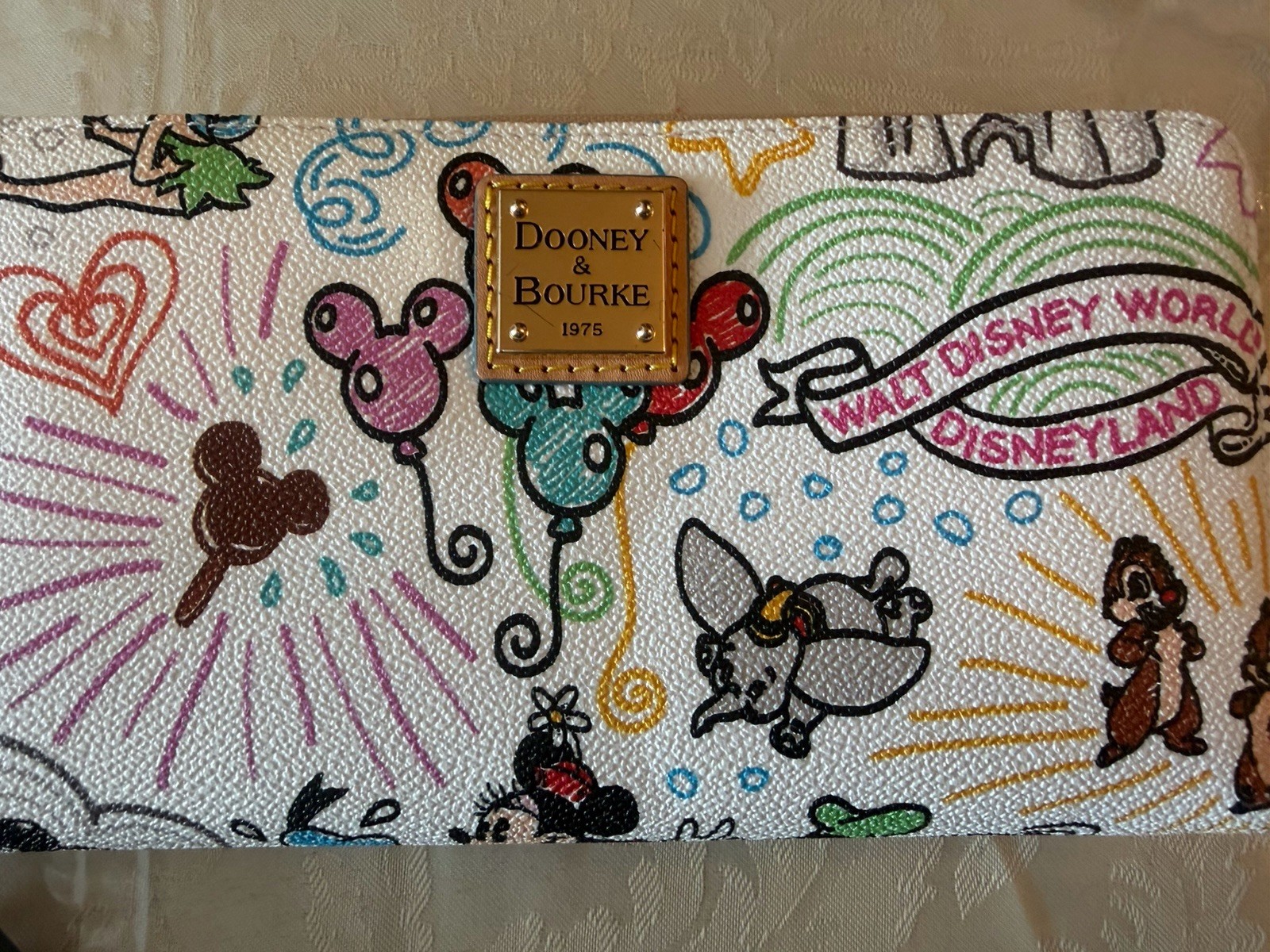 DOONEY & BOURKE Disney Wristlet/ Wallet Model number FAC 070638 Sketchbook