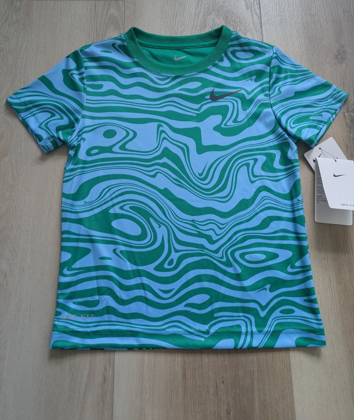 Nike Boys Size 6 T-Shirt & Shorts Set Green Activewear