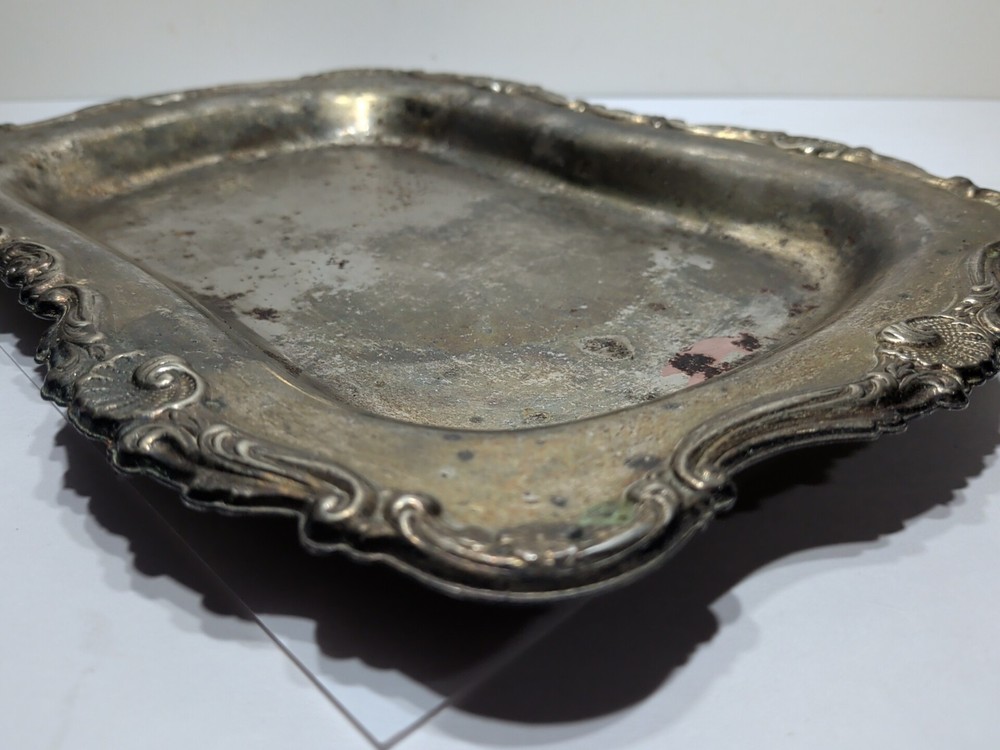 ✨VINTAGE✨ Silverplate Raised Scroll Design Raised Tray Platter