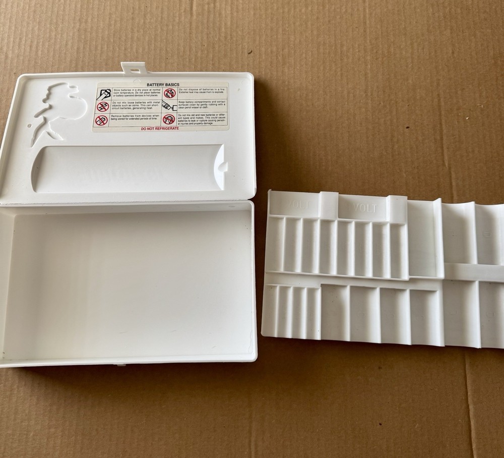 Vintage Energizer Battery Organizer Storage Case Plastic