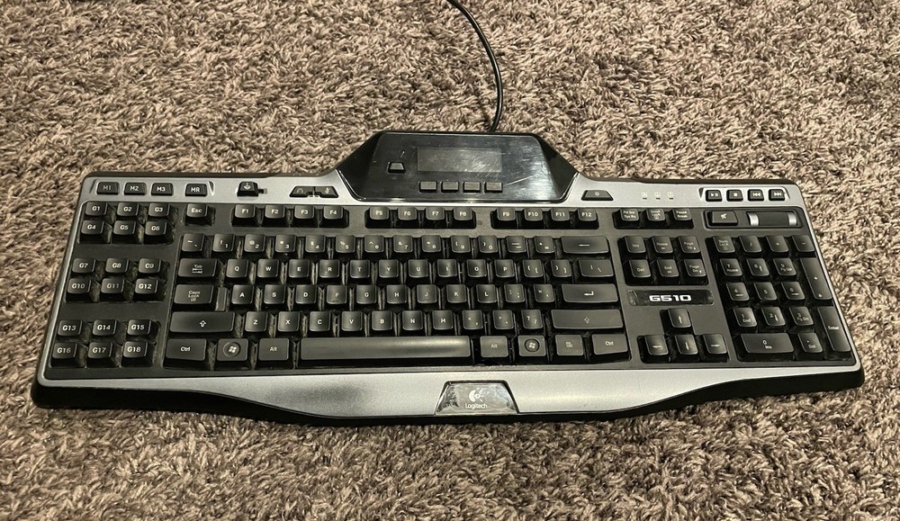 G510 Logitech Wired Gaming Keyboard Backlit LCD Programmable (Please Read)