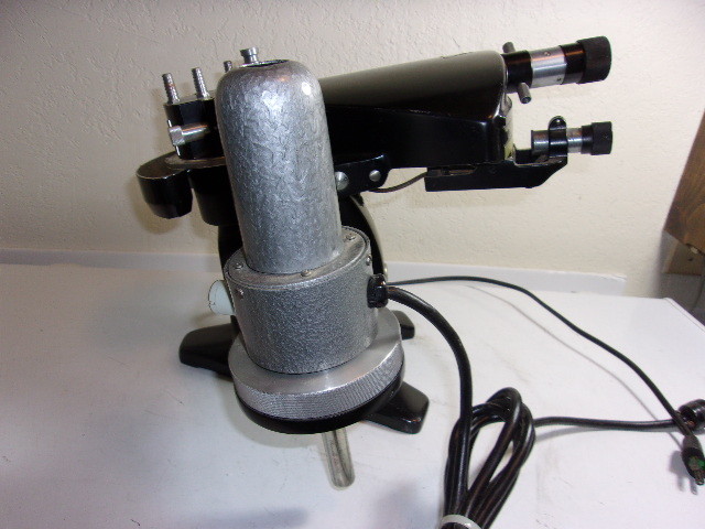 VINTAGE BAUSCH & LOMB MICROSCOPE PAT #2,080,841