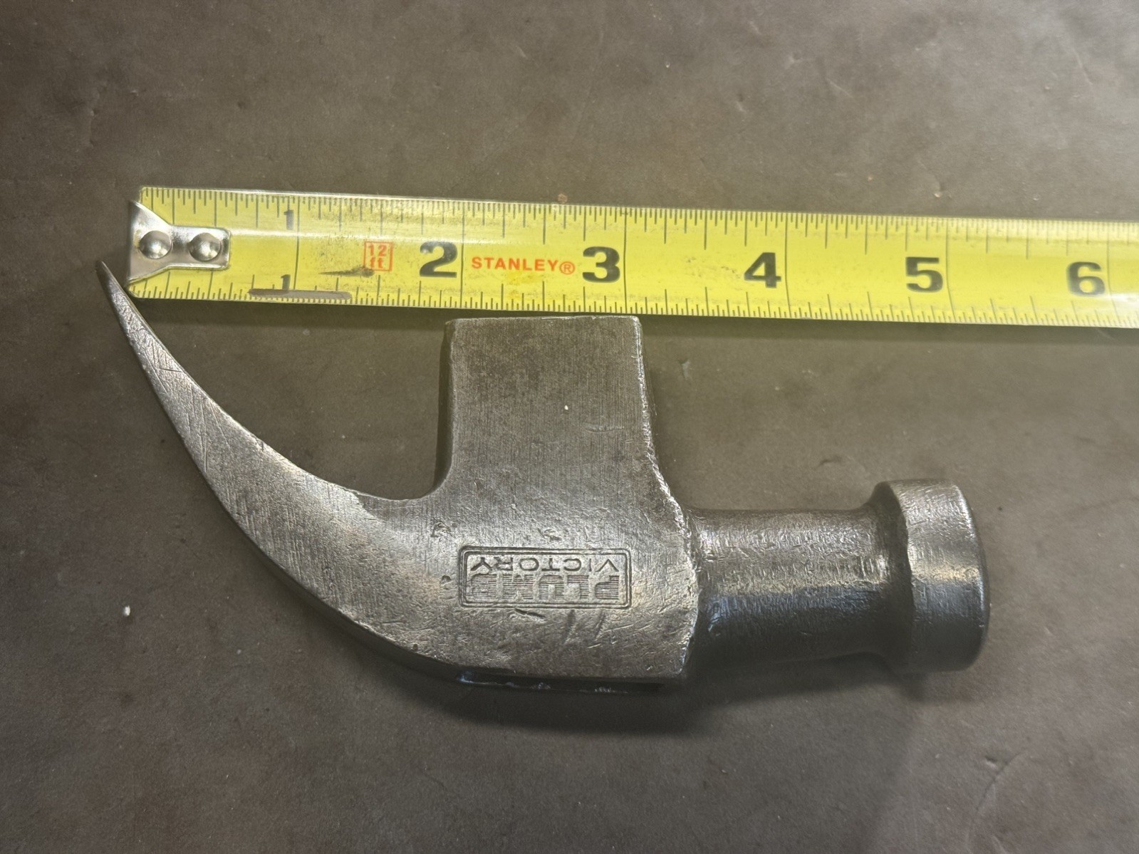 Vintage PLUMB VICTORY Curved Claw Hammer 16 oz. Head Nice Condition