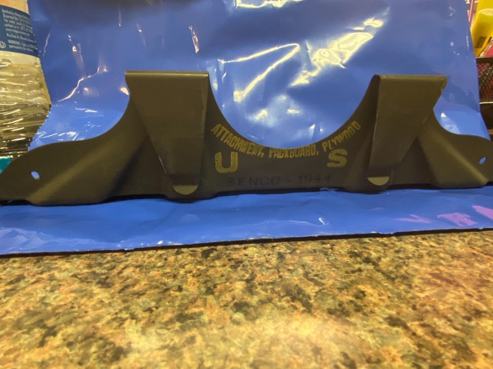 WW2 US PackBoard Frame Shelf Attachment w/ Instruction Sheet - BECNO 1944