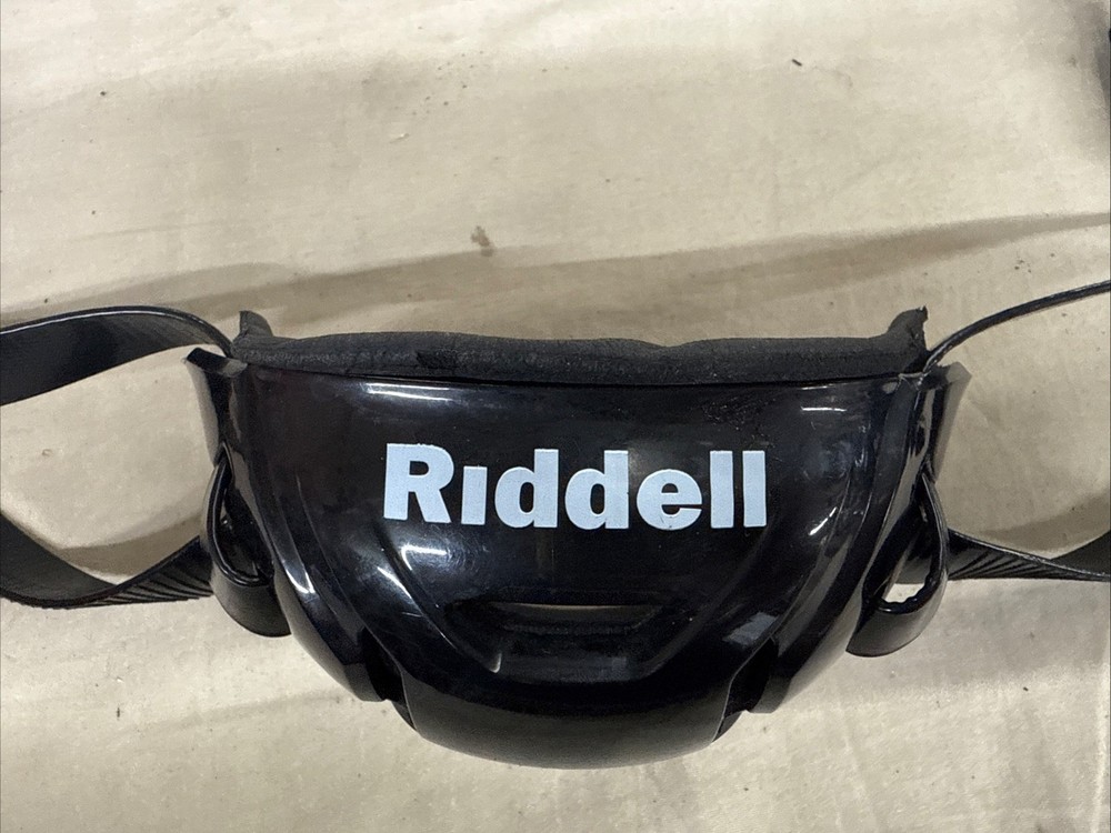 Riddell Hard Cup Chinstrap Buckles - Black - Medium