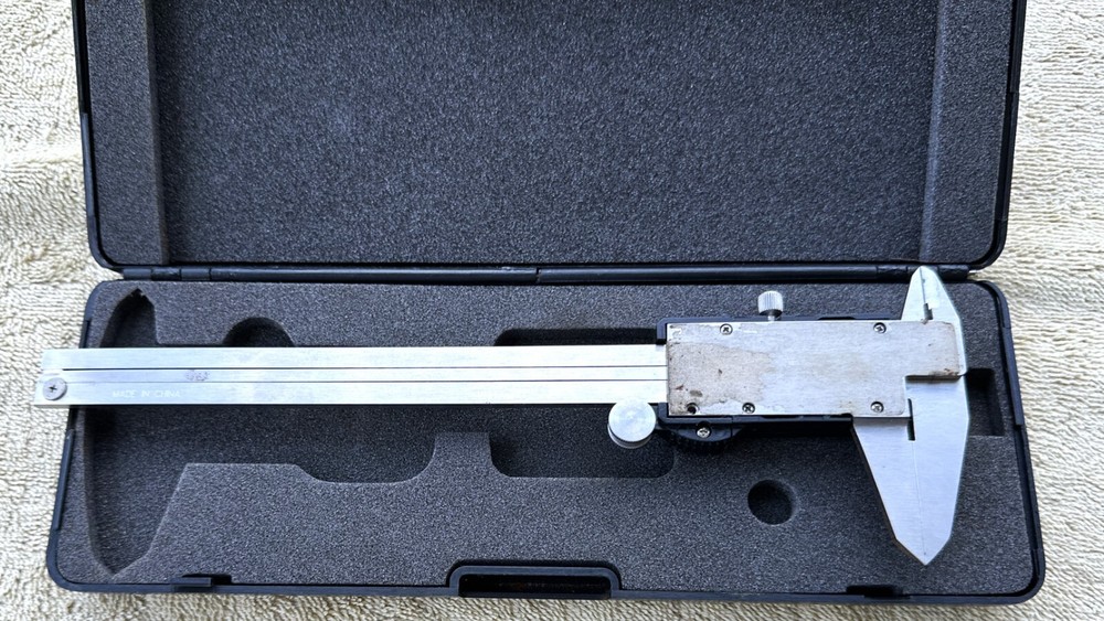 ELECTRONIC 0-150MM DIGITAL CALIPER