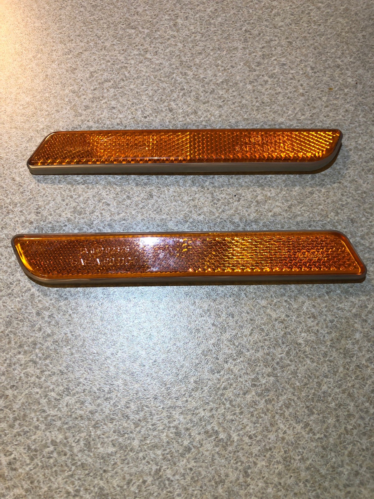 Harley Davidson front forks lower leg Fork Leg Reflectors 59481-00 59482-00