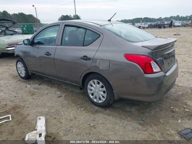 VERSA 2017 Glove Box 4330663