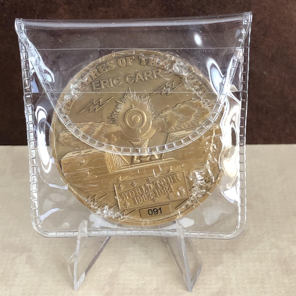 KISS - ERIC CARR Official 1983/84 World Tour Coin # 91 New in Coin Case !!