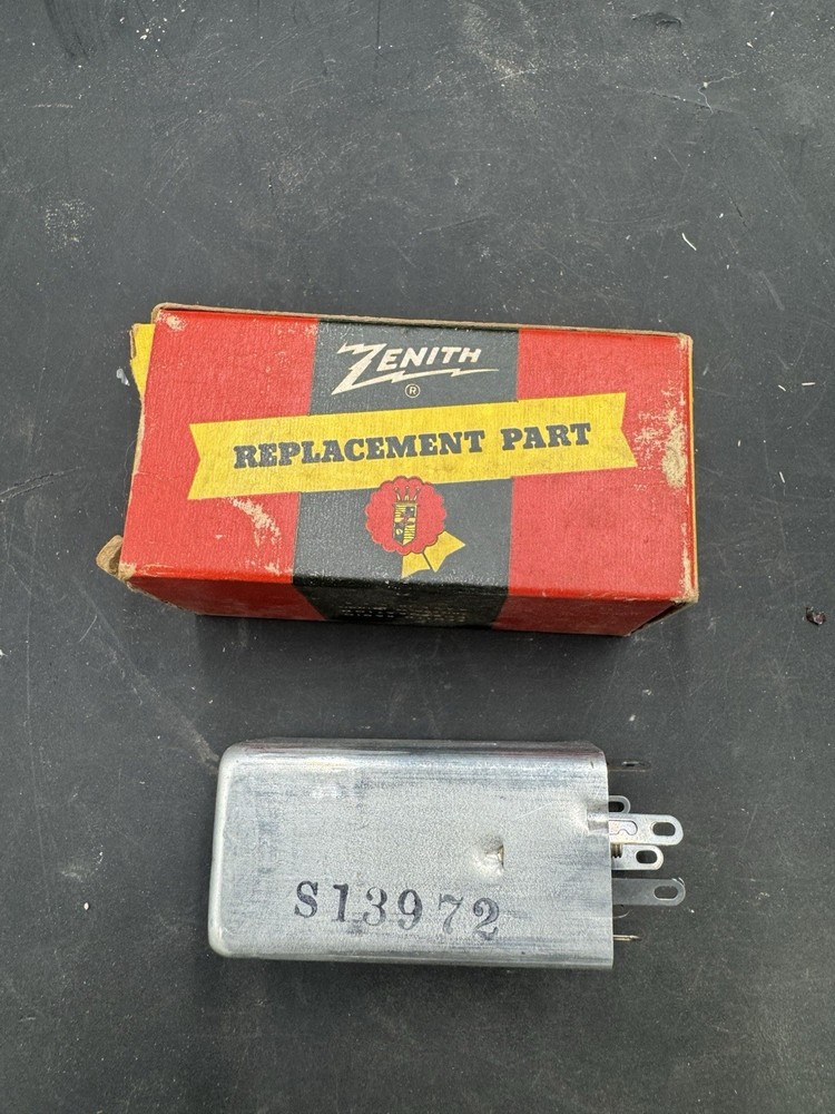 NOS Zenith Vertical Output Transformer