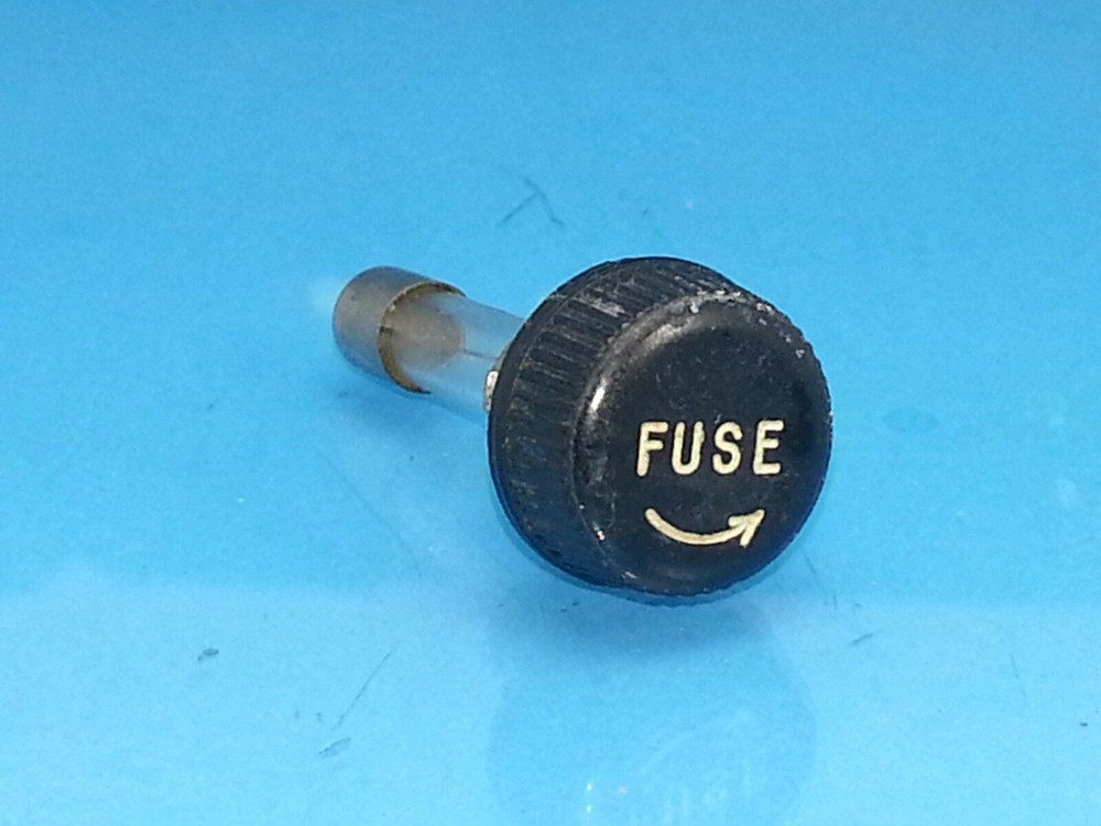 TEKTRONIX 500 SERIES FUSE HOLDER