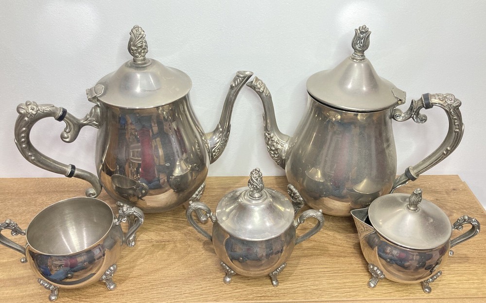 Vintage Tea Coffee Set 5pc Ornate Flower Embossed Design With Legs