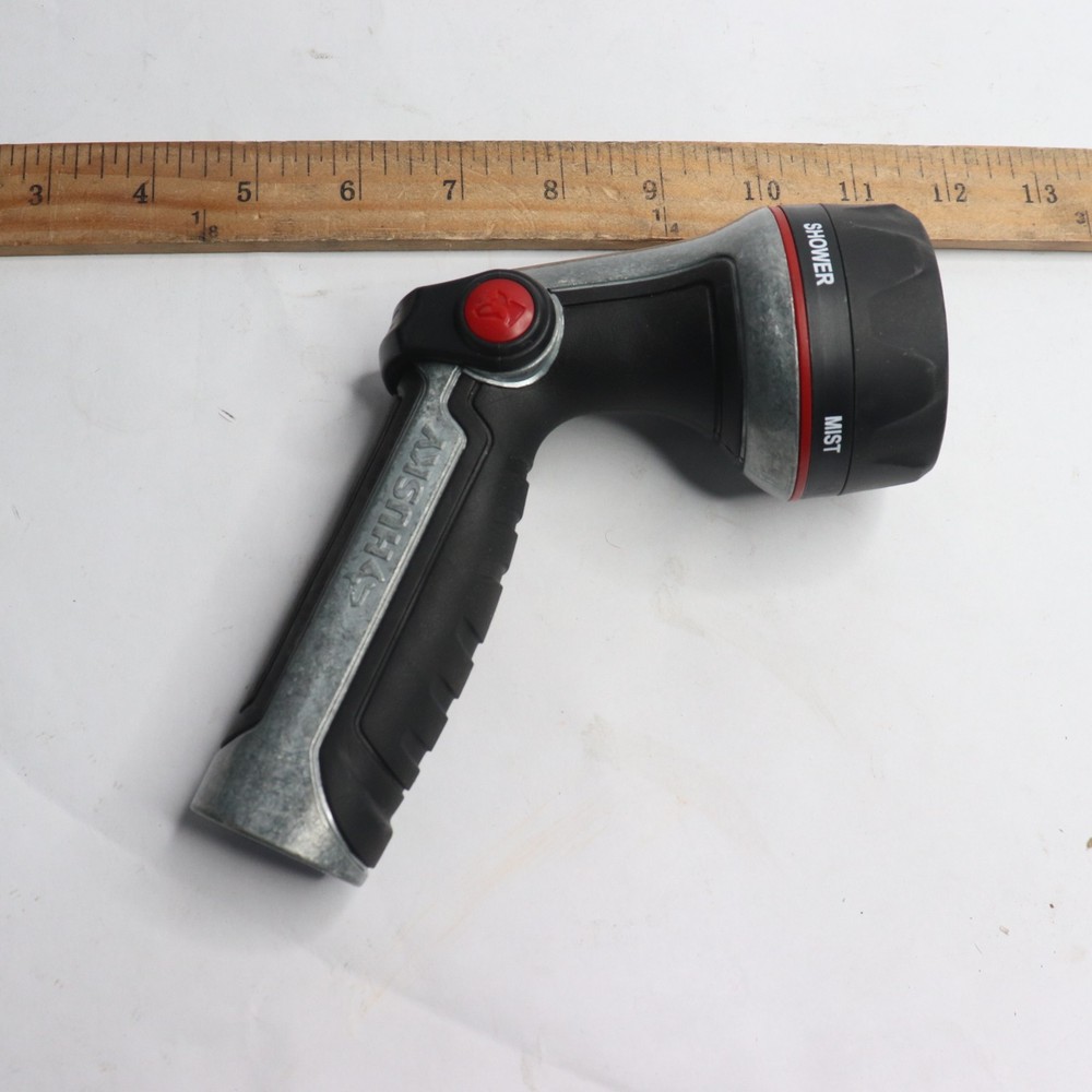 Husky PRO Thumb Control Multi-Pattern Nozzle