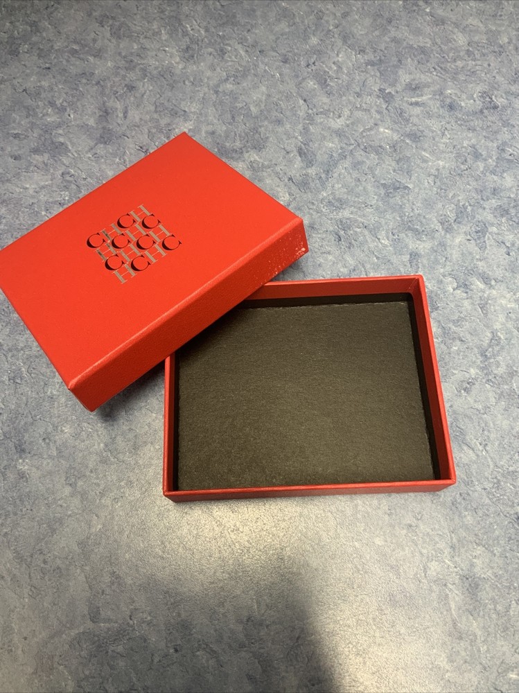 ''NEW'' CH CAROLINA HERRERA Red Small size Rectangular shaped Gift Box w/ logo