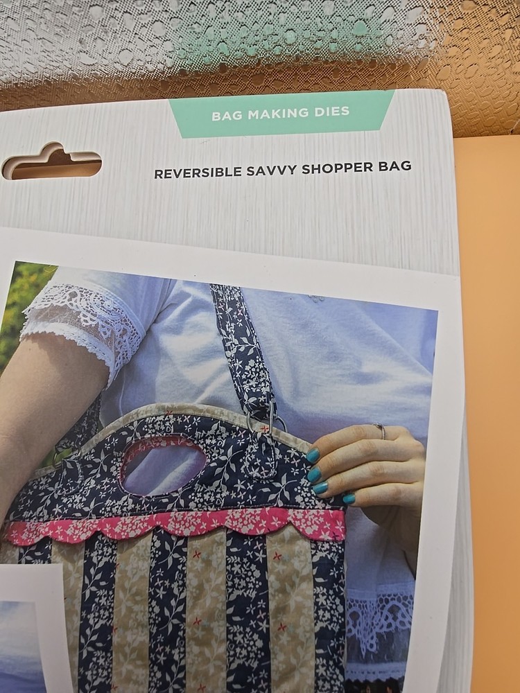 Gemini "Bag Making Dies"Pattern & Instruction kit By Crafter's Companion