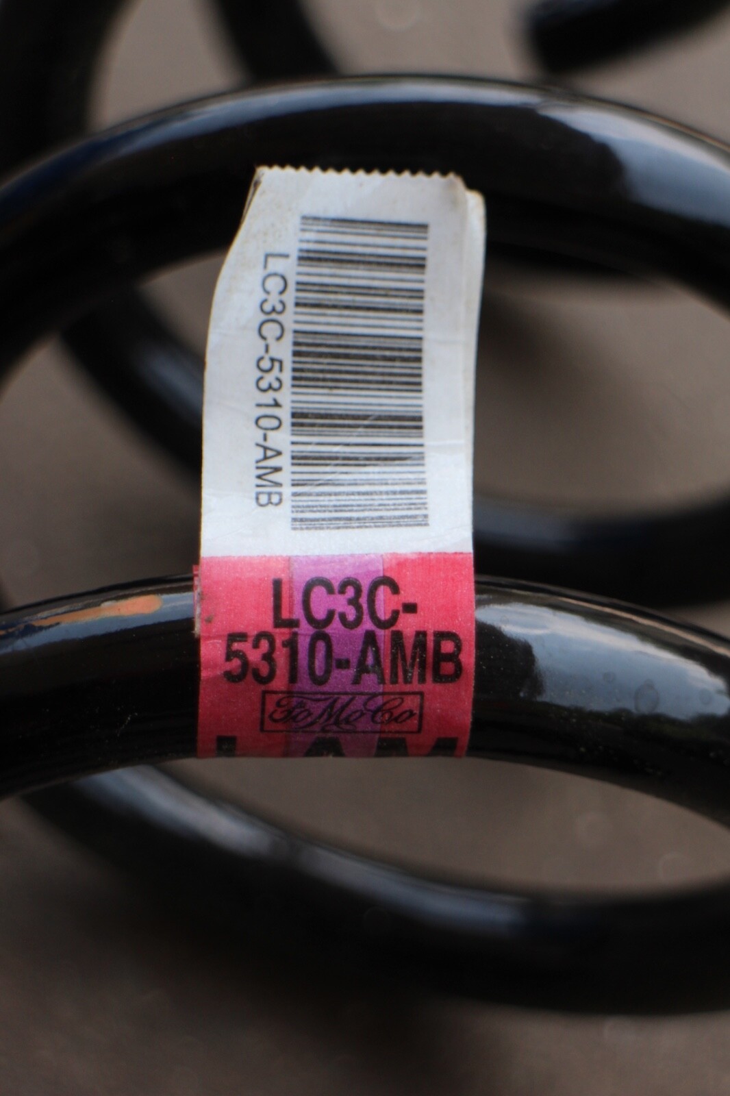 front suspension coil spring 2pc set for 2005- 25 Ford F-250 F-350 Super Duty