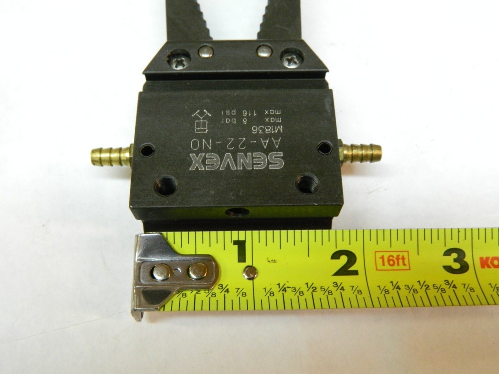 SENVEX AA-22-NO Angular Self-Centring Pneumatic Gripper, Normally Open