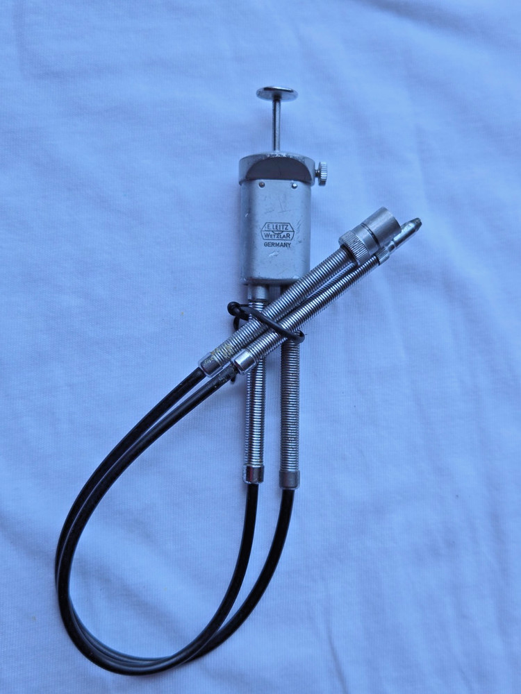 Original Leica Wetzlar Double Cable Release in User Condition
