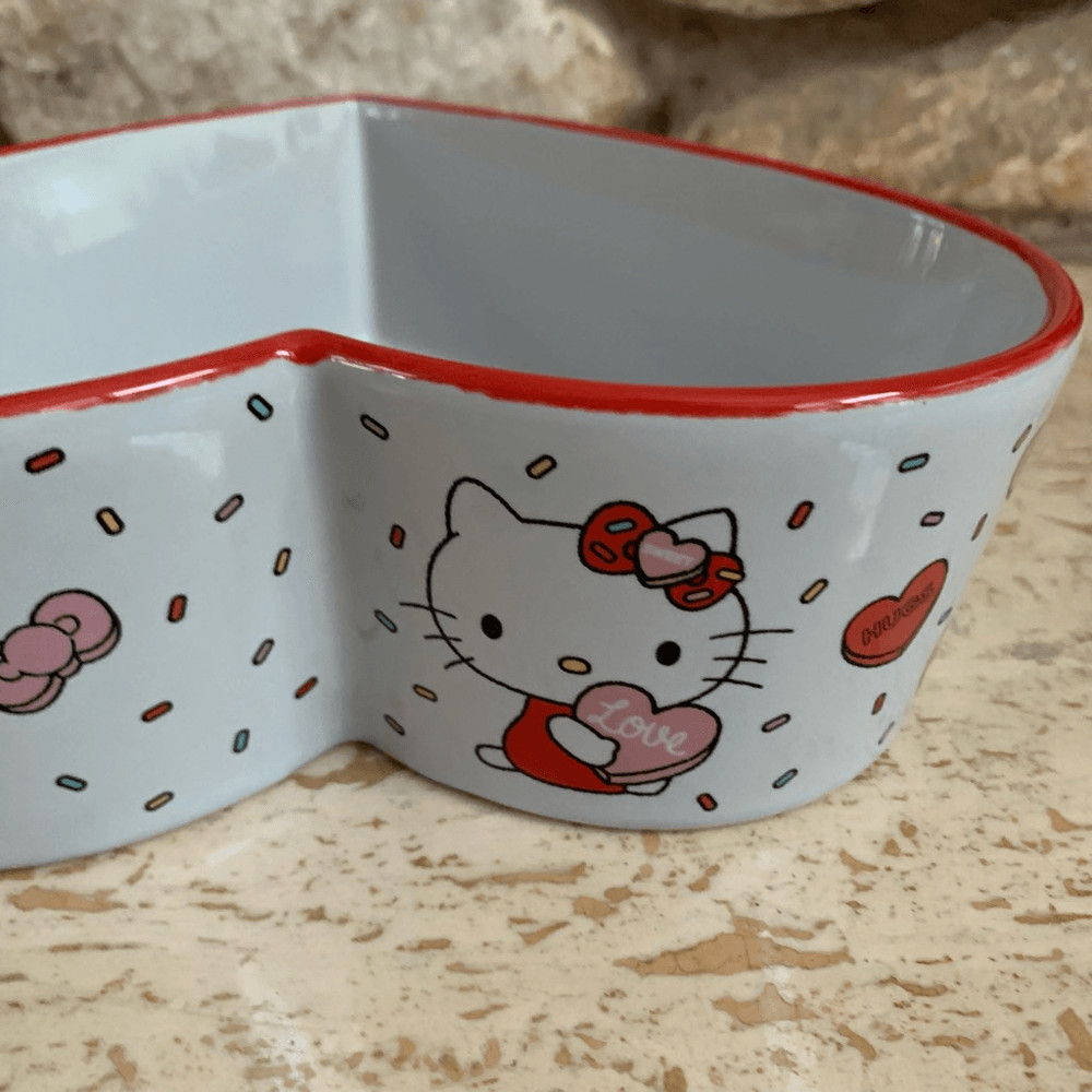 Hello Kitty Valentines heart shaped Baking dish