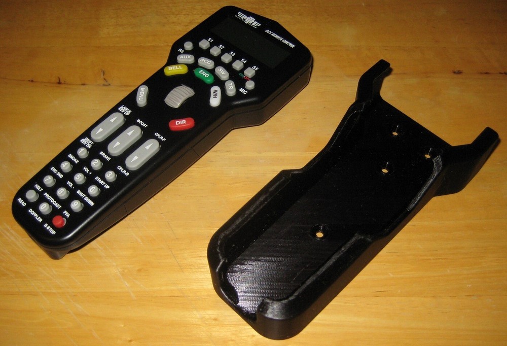 MTH ORIGINAL REMOTE CONTROL HOLDER NEW O Scale mount anywhere