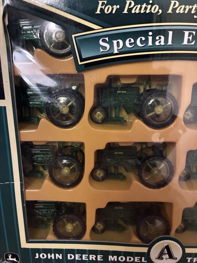 John Deere Decorative Model A Tractor Light Set Special Edition