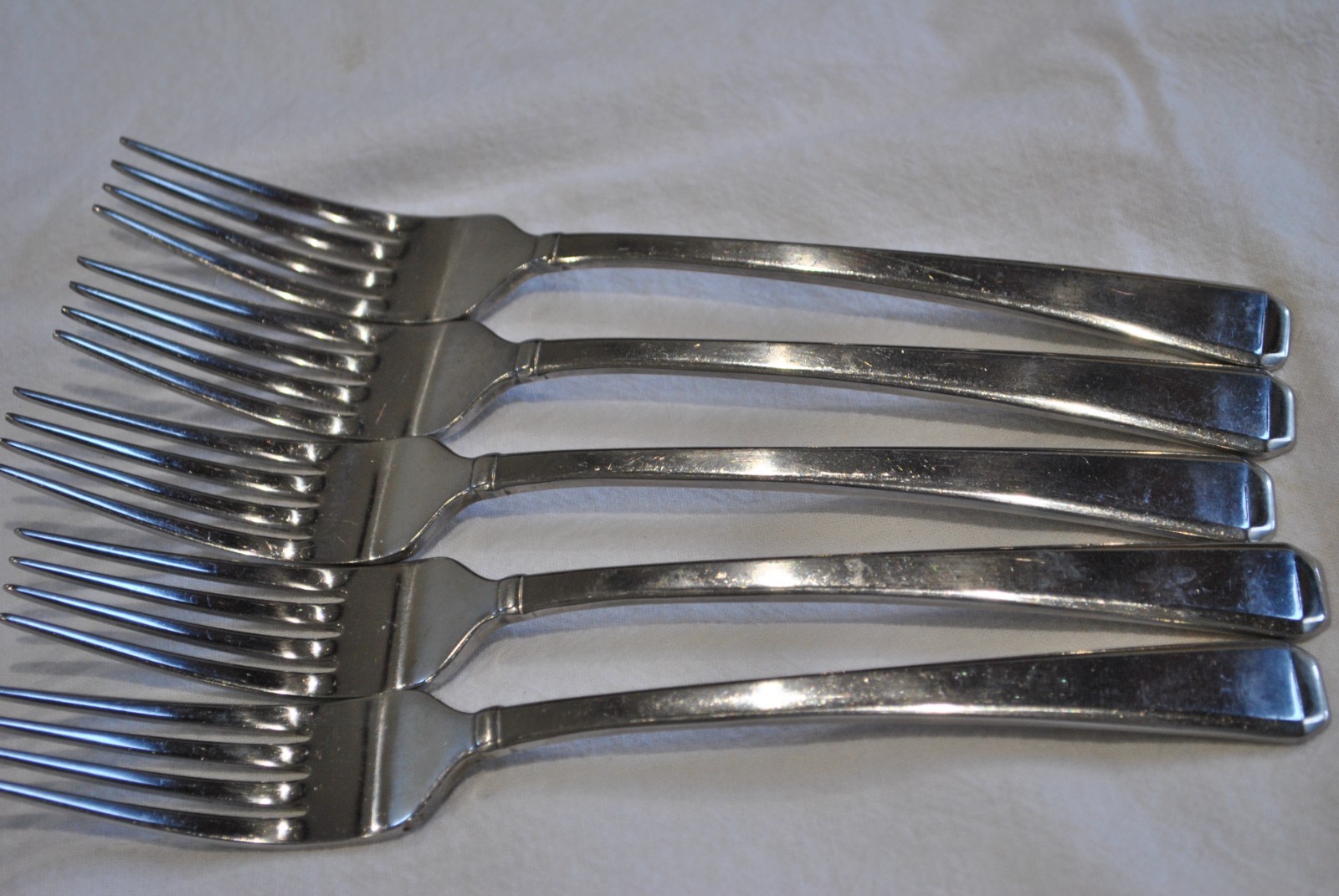 GORHAM STAINLESS 18/8 KOREA "TRISTAN" (4) SALAD FORKS