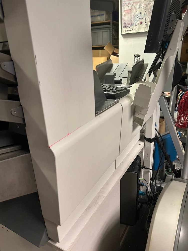 Hasler PS140 Folder Inserter with touchscreen