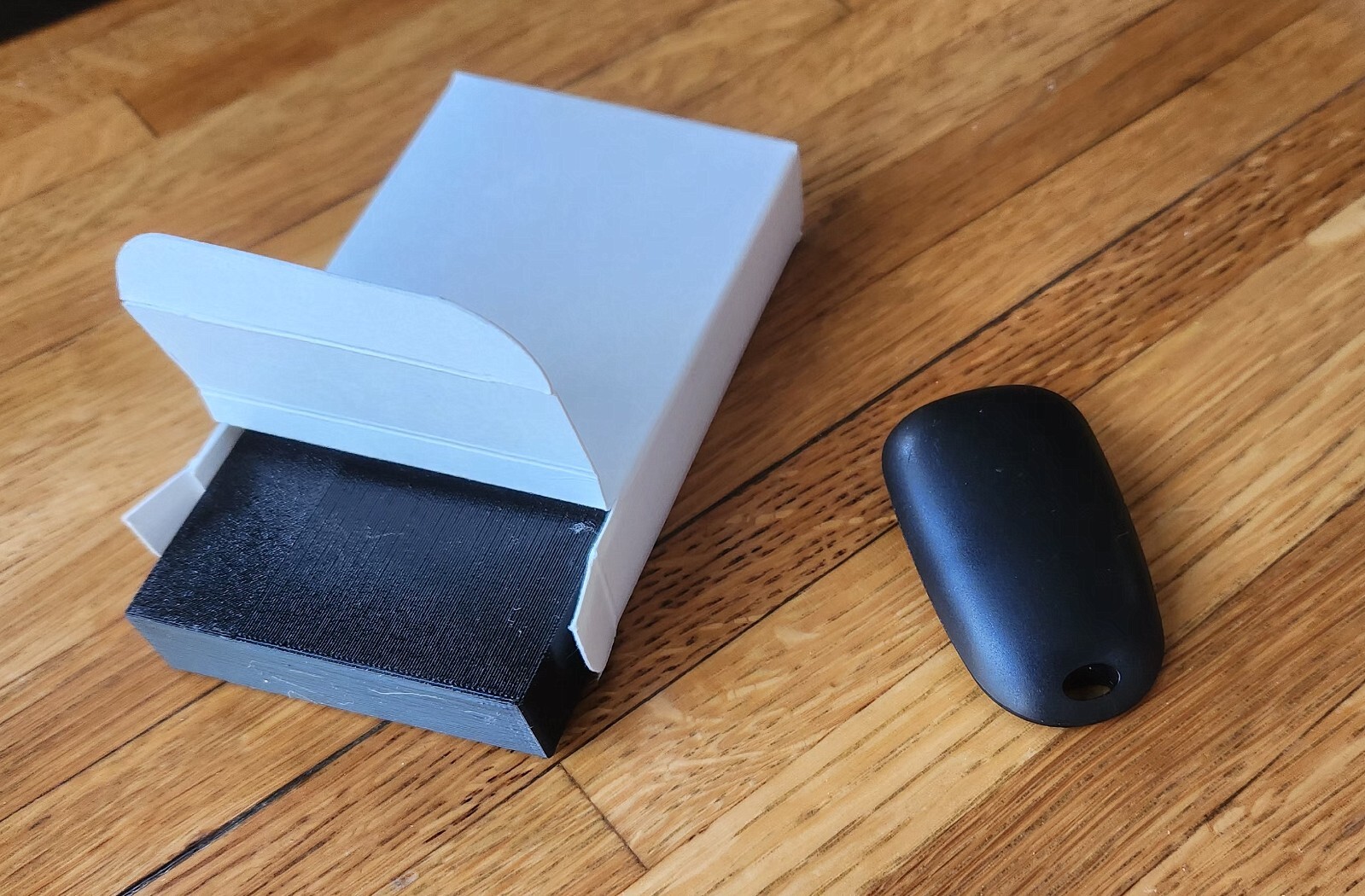 Animated playing card box, remotely controlled.  Magic, Seance, Halloween prop