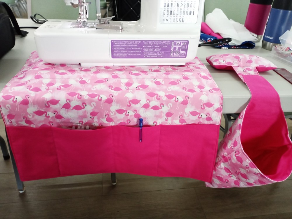 Sewing mat and thread catcher set