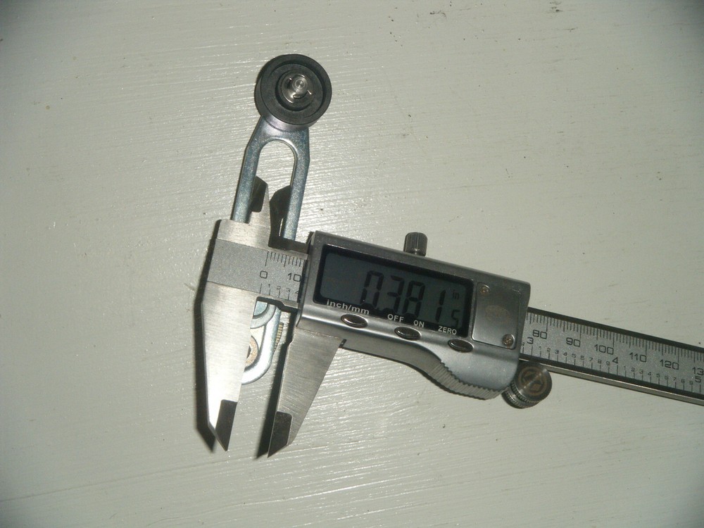 Unbranded Adjustable Length Roller Lever Arm