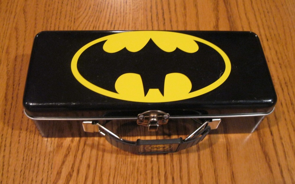 BATMAN  METAL TOOL BOX  W/ TOOLS