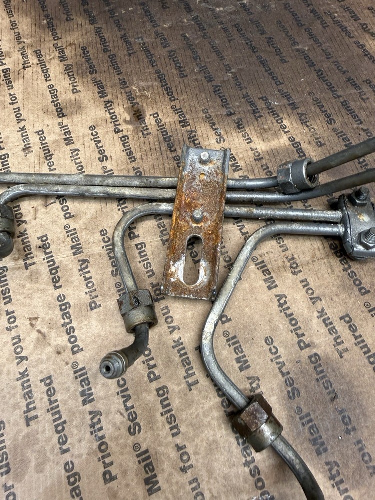 Yanmar 4JH3E fuel lines