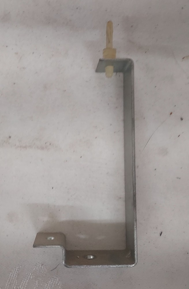 1978 Atari Space Riders Pinball Main PCB Game Board MOUNTING BRACKET Missing Peg