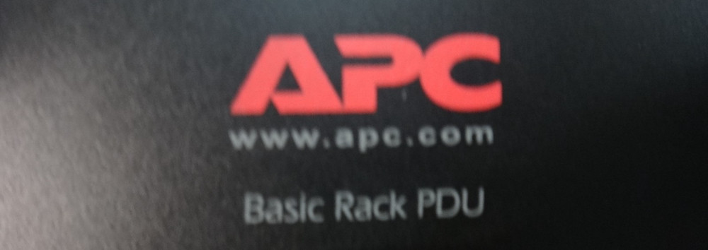 APC Rack Mount PDU Basic 120V/30A (24) Outlets 0U Vertical Rackmount (AP7532)