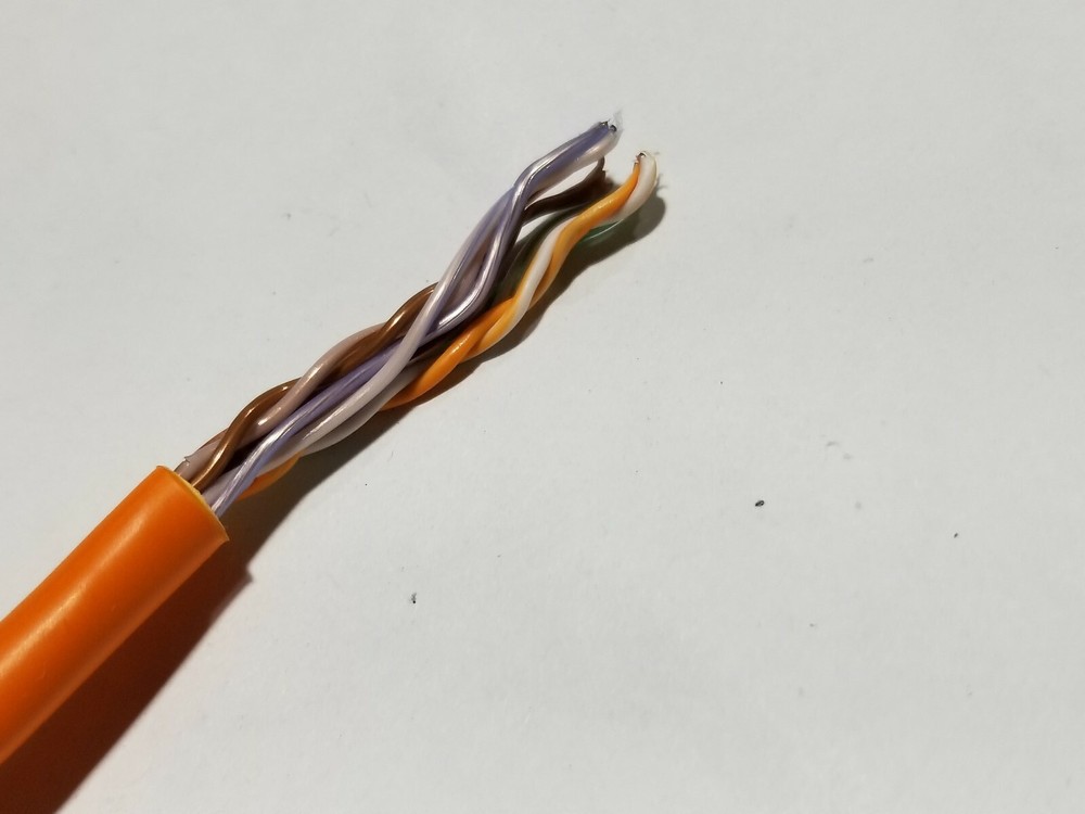 Commscope CS34P 23/4P Cat6 U/UTP WebTrak Plenum CMP Network Cable Orange /100ft