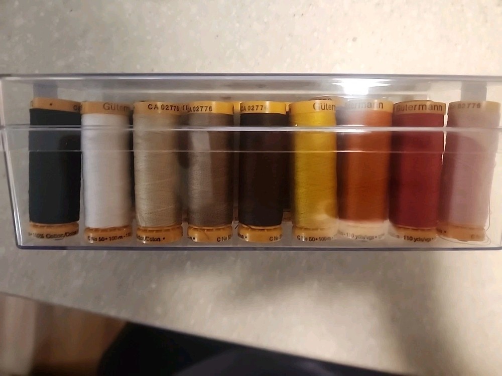 Gutermann Spool Box 26 Cotton Thread Set, Assorted Colors