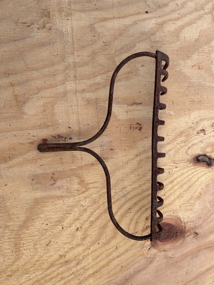 Rake Head Rusty Rustic no handle Original Vintage Primitive Metal