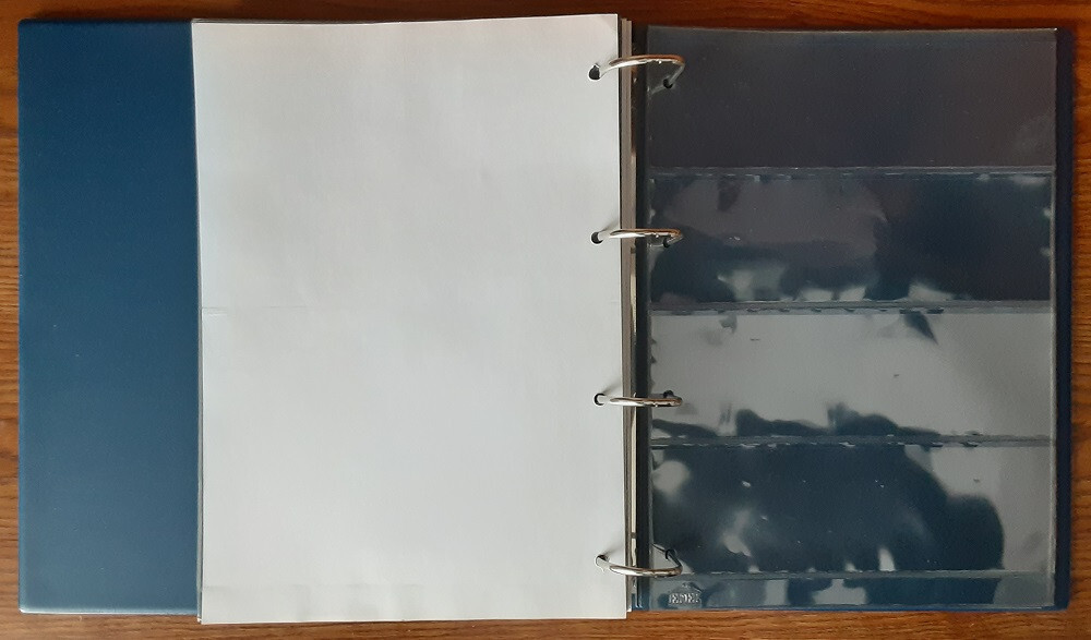 PRINCESS DIANA Souvenir Sheet 21-page Ring Binder Album Very Good Pre-Owned 6847