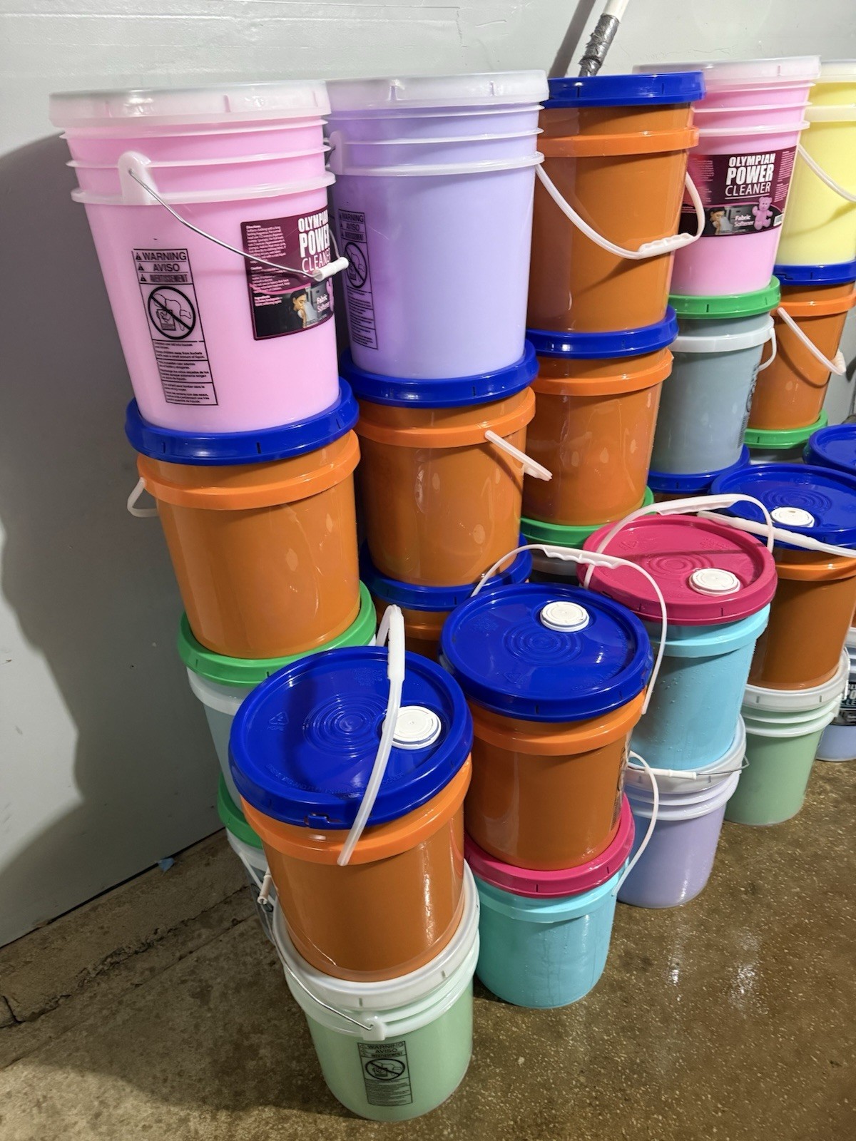 Liquid laundry detergent 5 gallons