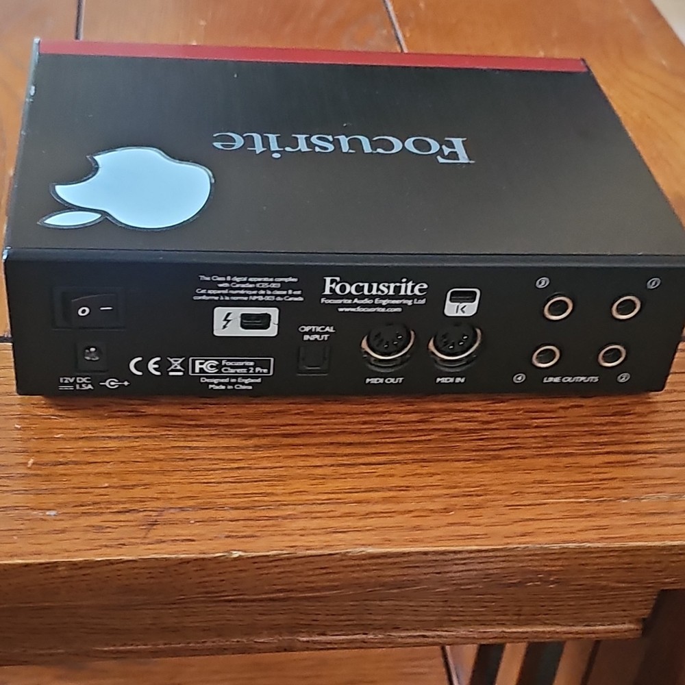 Focusrite Clarett 2Pre Thunderbolt Audio Interface w/ MIDI, Optical, Phantom