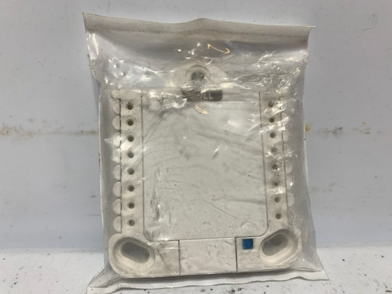 Unbranded UWP16 Wall Plate Thermostat Mounting System